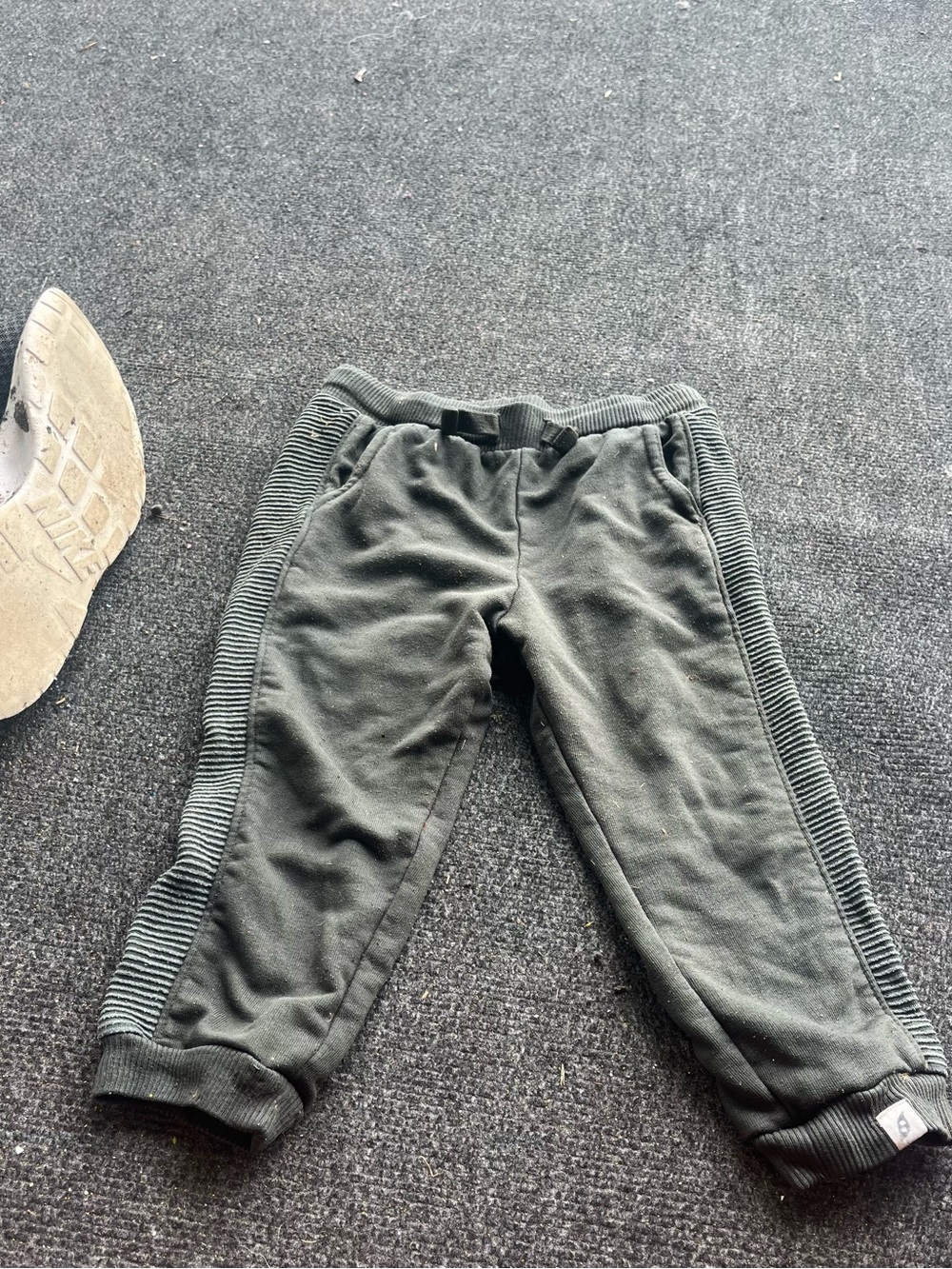 Kids Olive Rib-Panel Jogger Pants